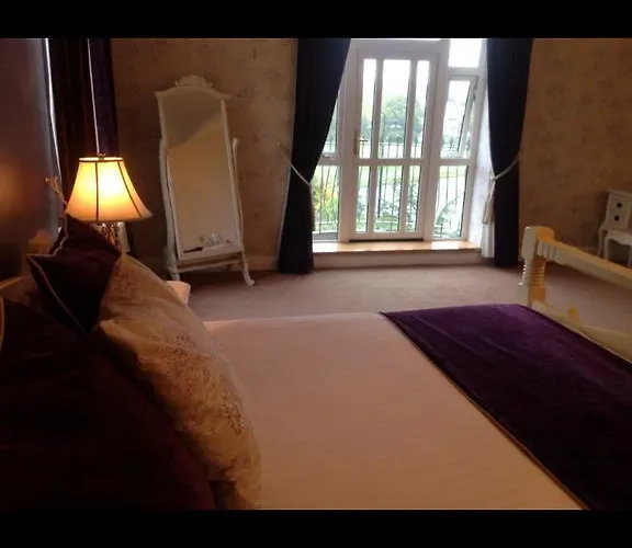 Hotel Woodlands Hotel&leisure Centre 3*