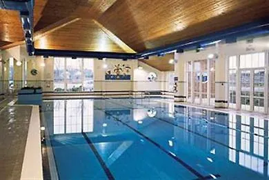 Woodlands & Leisure Centre